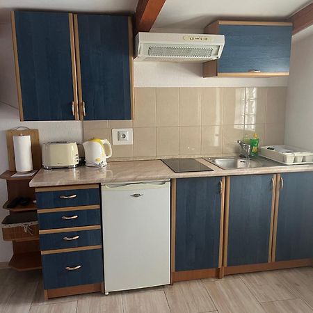 Apartmani Milokanovic Funtana Extérieur photo