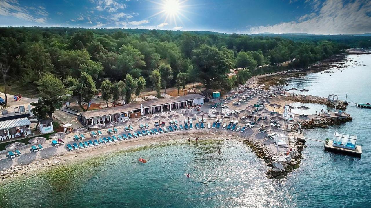 Apartmani Milokanovic Funtana Extérieur photo