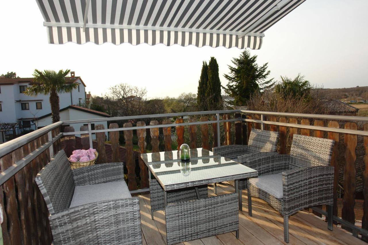 Apartmani Milokanovic Funtana Extérieur photo