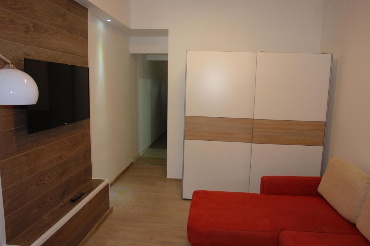 Apartmani Milokanovic Funtana Extérieur photo