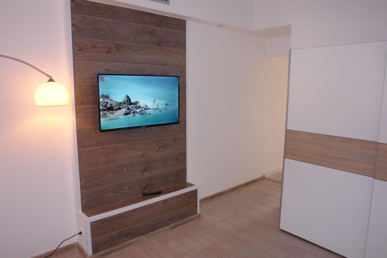 Apartmani Milokanovic Funtana Extérieur photo