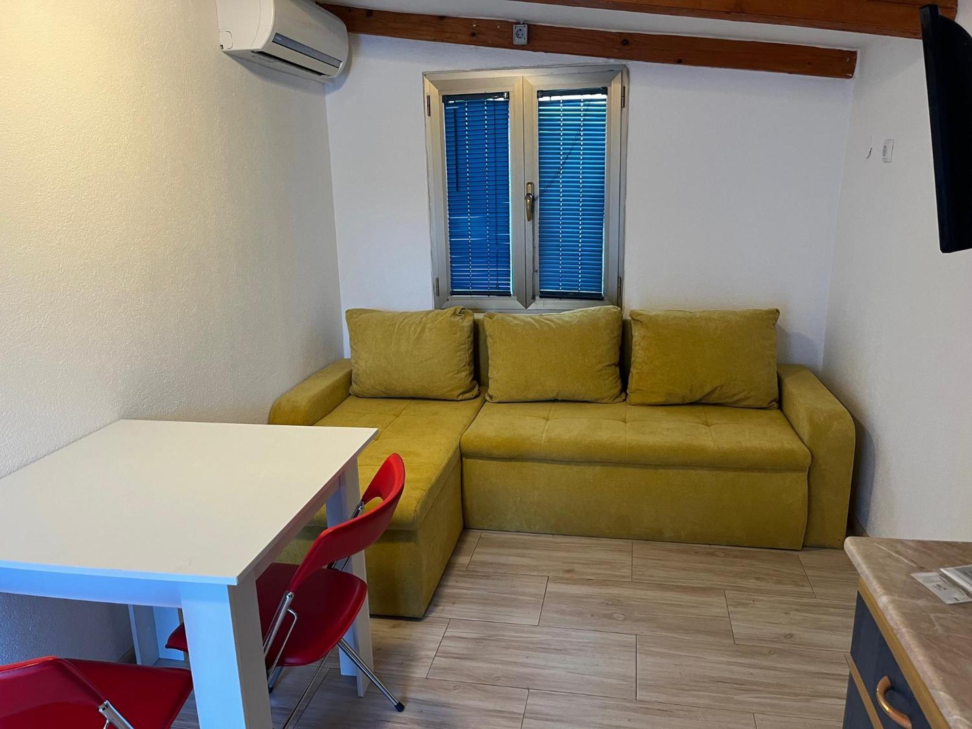 Apartmani Milokanovic Funtana Extérieur photo