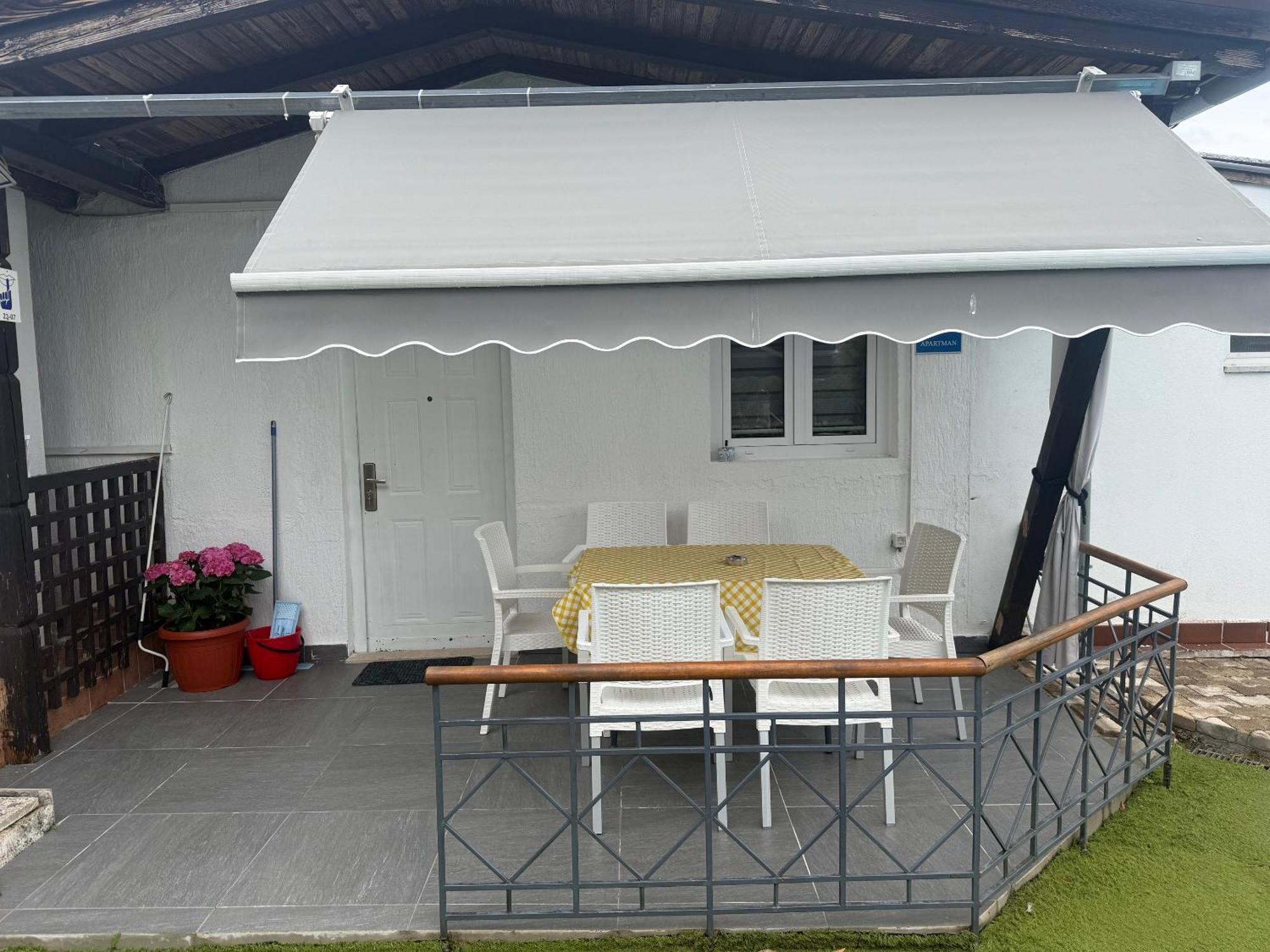 Apartmani Milokanovic Funtana Extérieur photo