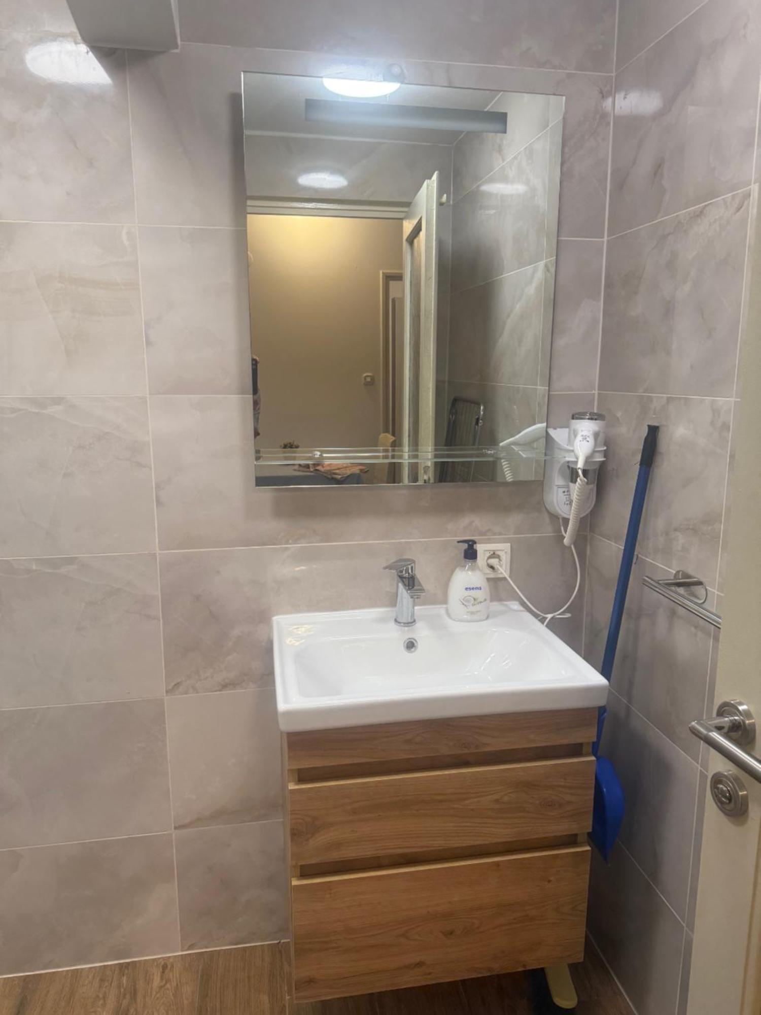 Apartmani Milokanovic Funtana Extérieur photo
